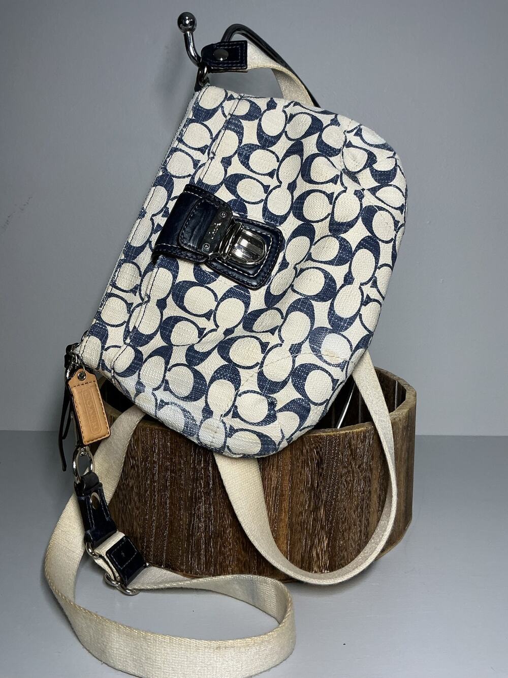 Coach Signature C Poppy shoulder or crossbody Project